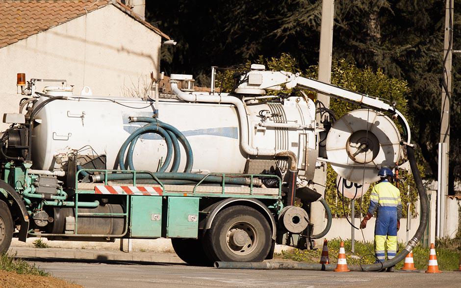 comment déboucher canalisation Moussy-le-Neuf